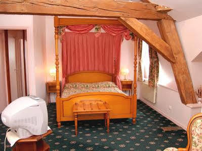 Le Grand Monarque Hotel La Charite-sur-Loire Exterior photo